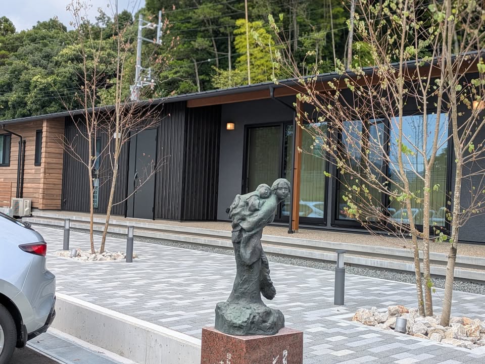こども家庭センターあおぞら（児童福祉施設）の竣工式に参加させていpic8