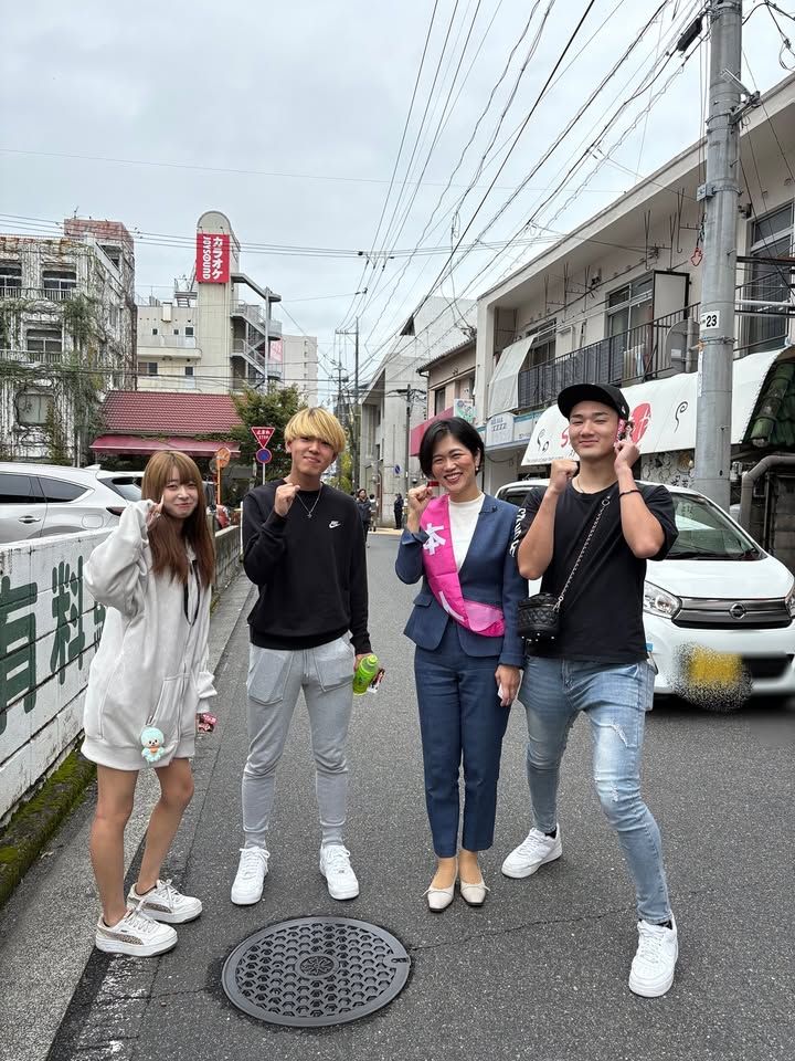 岩国祭り、大盛況！

団体の皆さんはもちろん、
商店街のお店一軒pic2