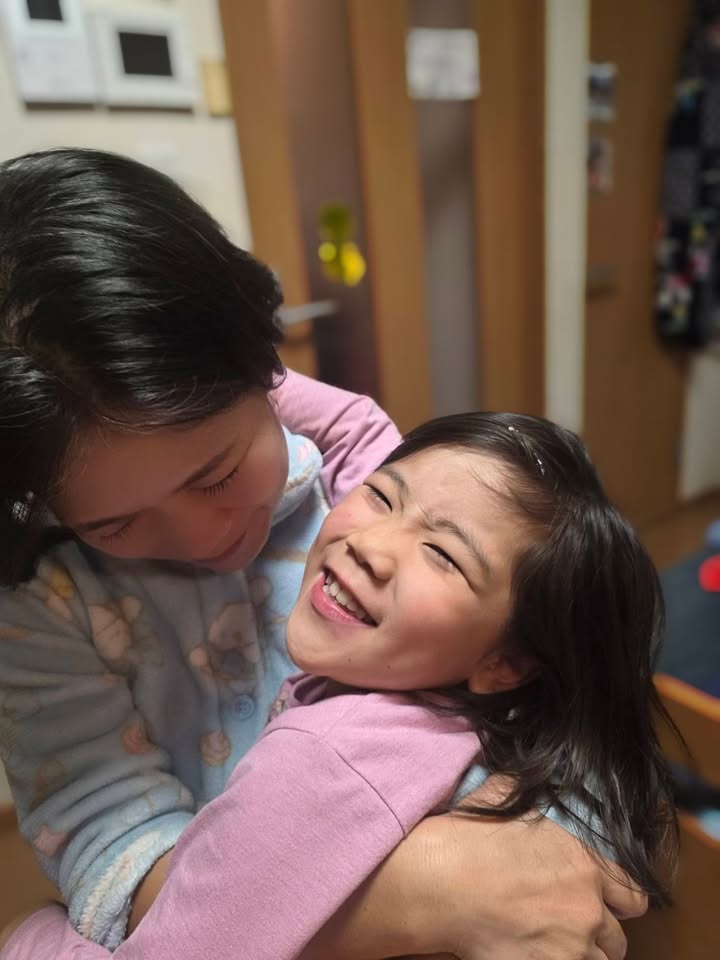 今日のぎゅ〜

席替えがあったり、
１年生から６年生まで集まって