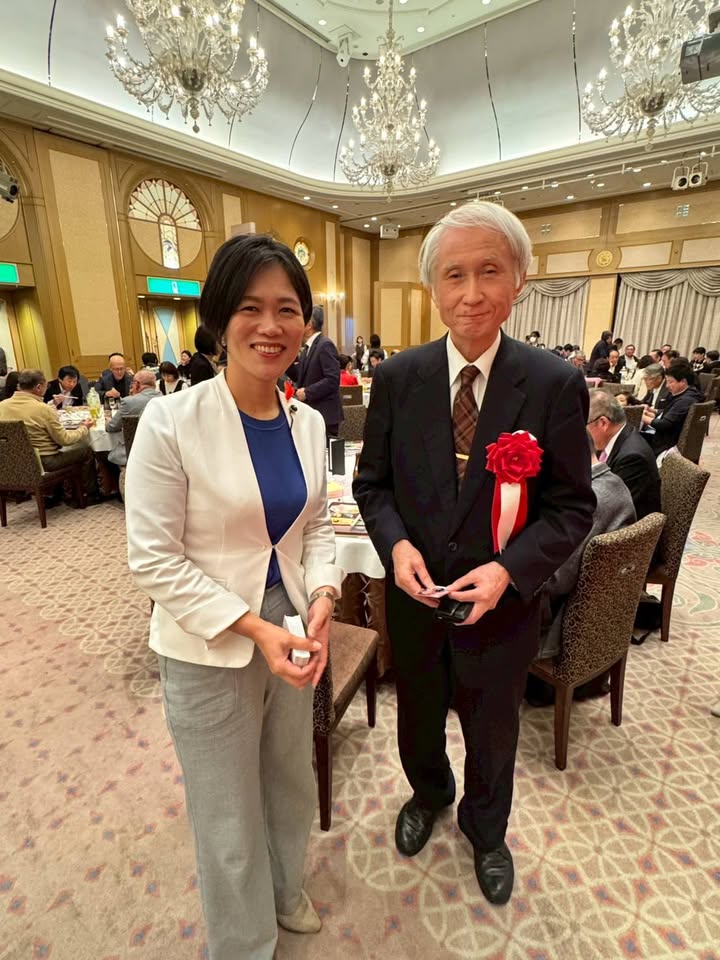 防府高校同窓会「九華会」。

今年の特別企画は、卒業生・春風亭正pic5