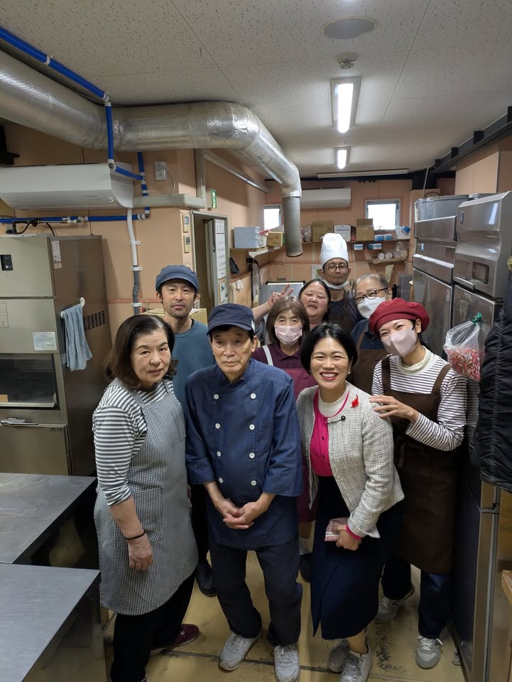 防府市へ。

防府天満宮や毛利庭園など、
歴史や文化が残る美しいpic2