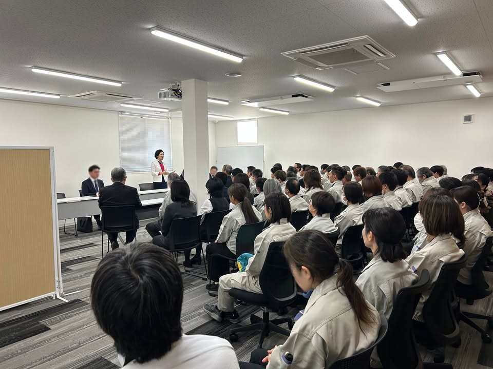 光市、宇部市、周南市で集会にお招きいただきました。

支援の輪をpic3