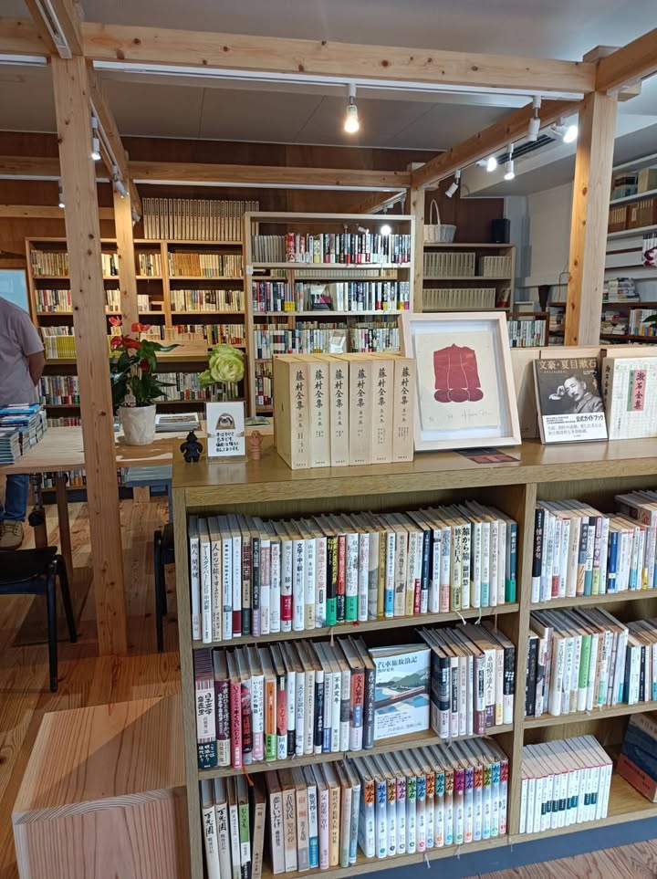 「会いに行こう！」#018

今月オープンした、 光市室積の本とpic3