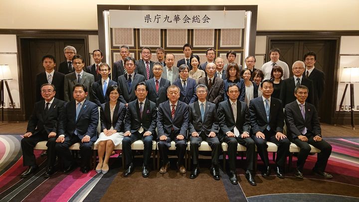 県庁九華会(県庁職員さんの防府高校同窓会)。

交流を深めてきま