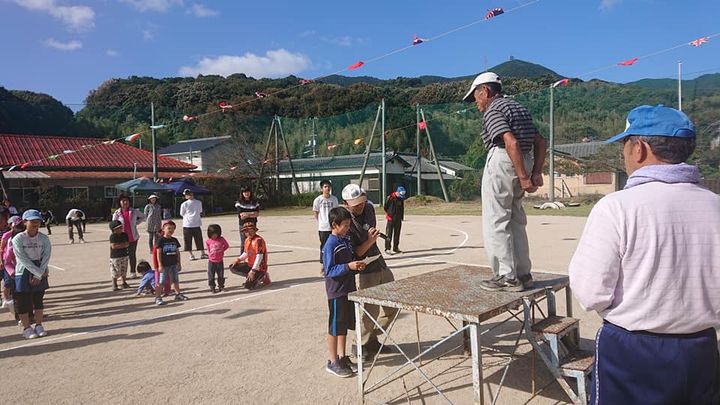 阿月地区のスポーツ大会

お年寄りから小さな子どもまでが全員参加pic2