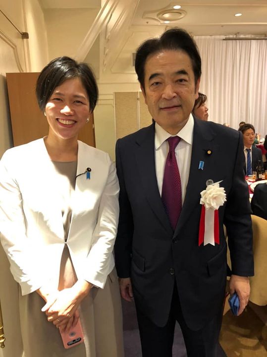 北村経夫参議院外交防衛委員長を激励する会
に出席しました。

外pic3