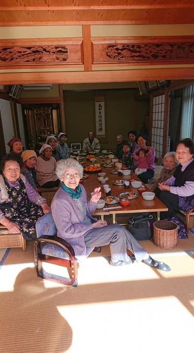 伊保庄地区のいきいきサロン大星会のみなさんと💕

手作り野菜で優