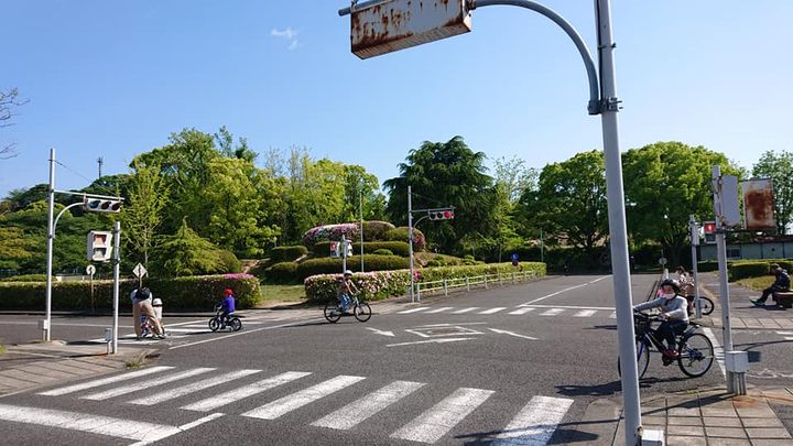 〈親子で学ぶ交通ルール〉

周南市交通教育センター(自転車公園)pic3