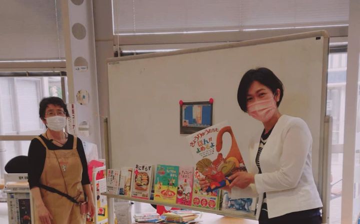 柳井小学校の図書館。
学校の中心にあって、どこからでも入れる、開pic4