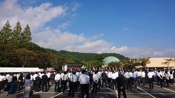 いよいよ今日から！

１７日間の    参議院議員補選が始まりま