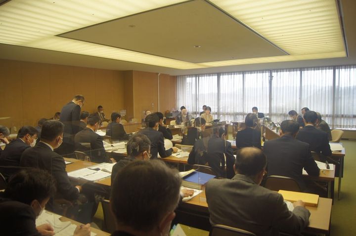 ＜文教警察委員会＞

常任委員会の審議が本日で終了。

教育関係pic2