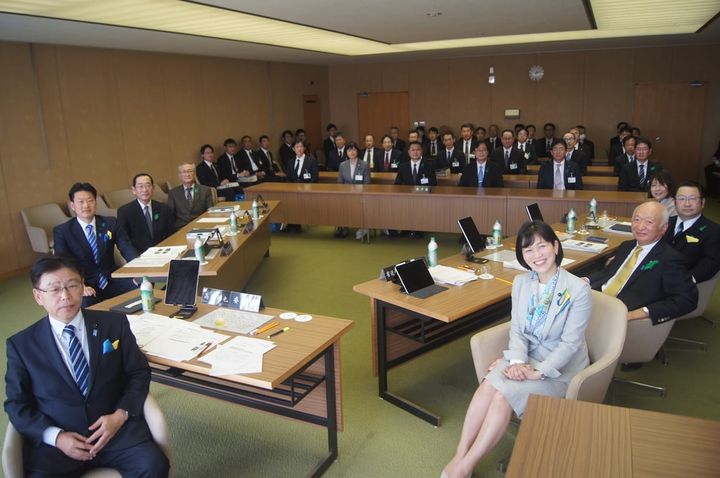 今年度最後の文教警察委員会。

退職される参与員も多く、委員会のpic2