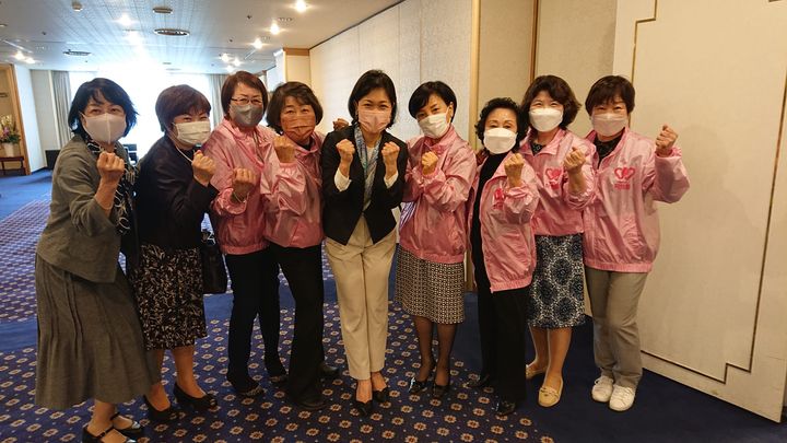 県連の女性局長会議。

５月の女性局大会に向けた議案審議のあと、