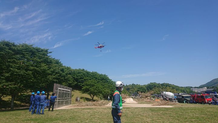 山口県総合防災訓練を視察しました。

大雨や地震の複合災害を想定pic8